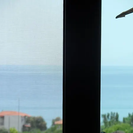 Chiara לימנריה