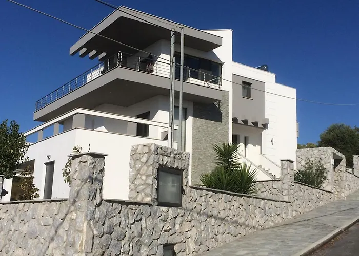 Apartament Chiara *