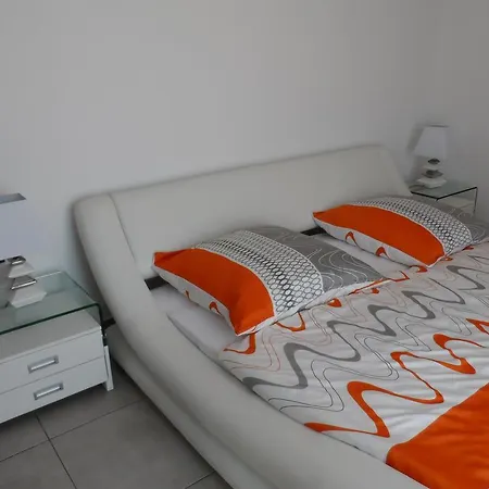 Apartman Chiara *