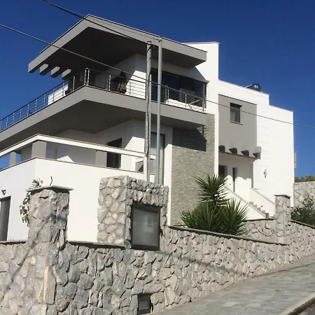 Apartman Chiara *